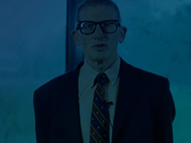 Expert explaining key treatable traits in COPD: eosinophilic inflammation