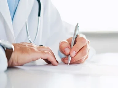 Zapobieganie objawowej żylnej chorobie zakrzepowo-zatorowej za pomocą heparyny drobnocząsteczkowej u hospitalizowanych pacjentów internistycznych w podeszłym wieku: Randomizowane badanie kontrolowane za pomocą placebo (SYMPTOMS)