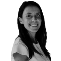 Dra. Adriana Rangel