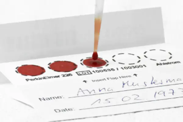 Bandelette de test de sang séché